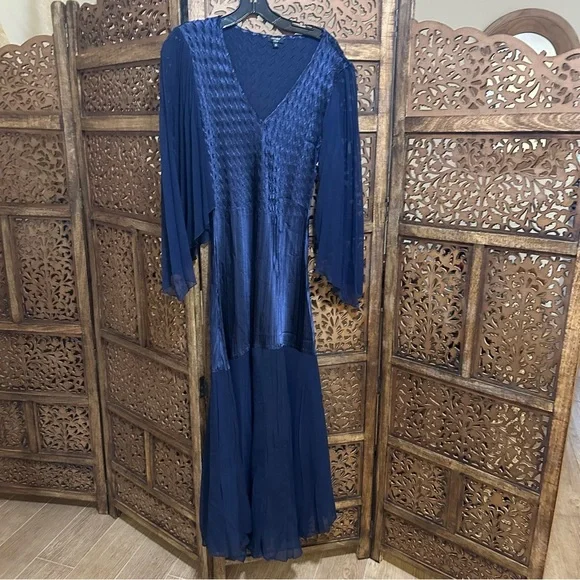 NWOT Komarov Charmuese Metallic Braided Long Sleeve Dress size small reg $510 - Picture 5 of 7